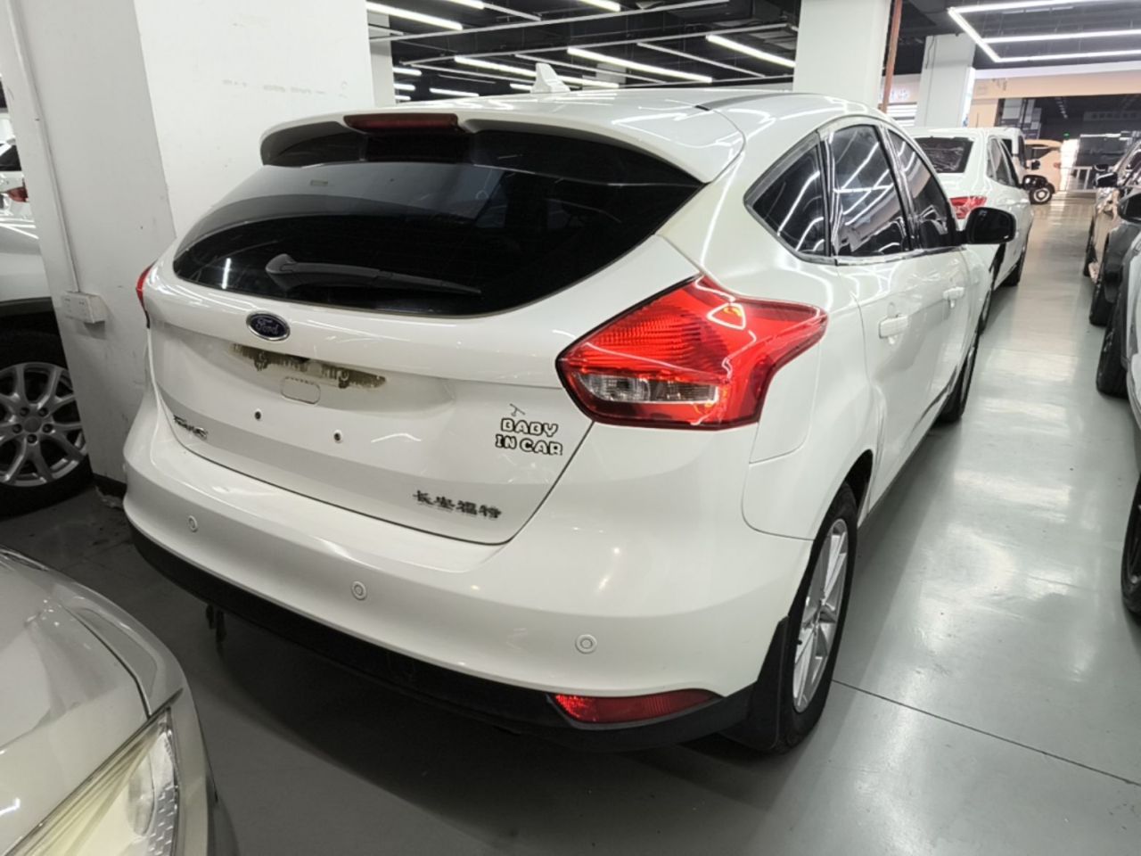 Focus 2017 Hatchback 1.6L AT Fashion photo 4