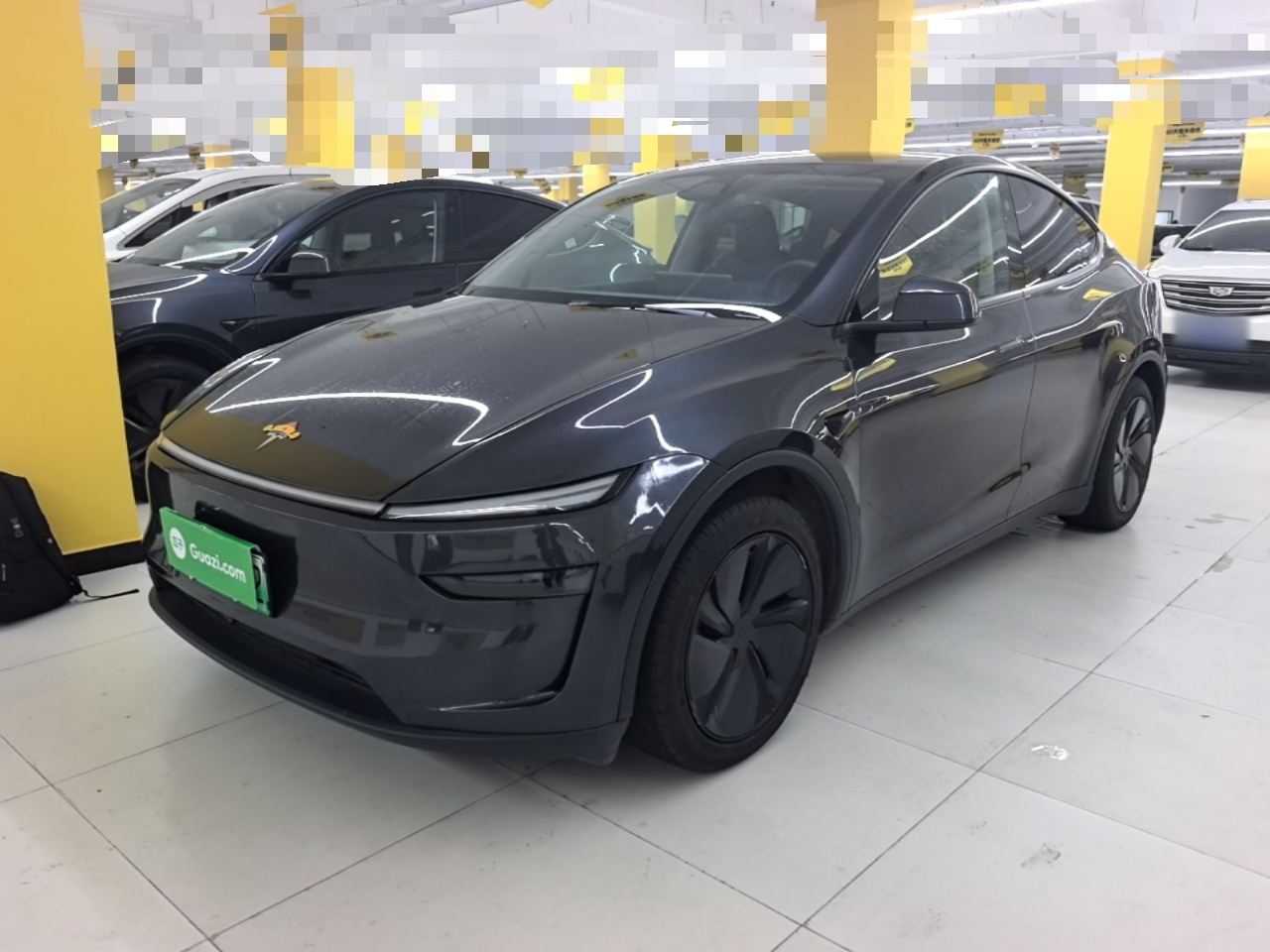 Model Y 2025 RWD