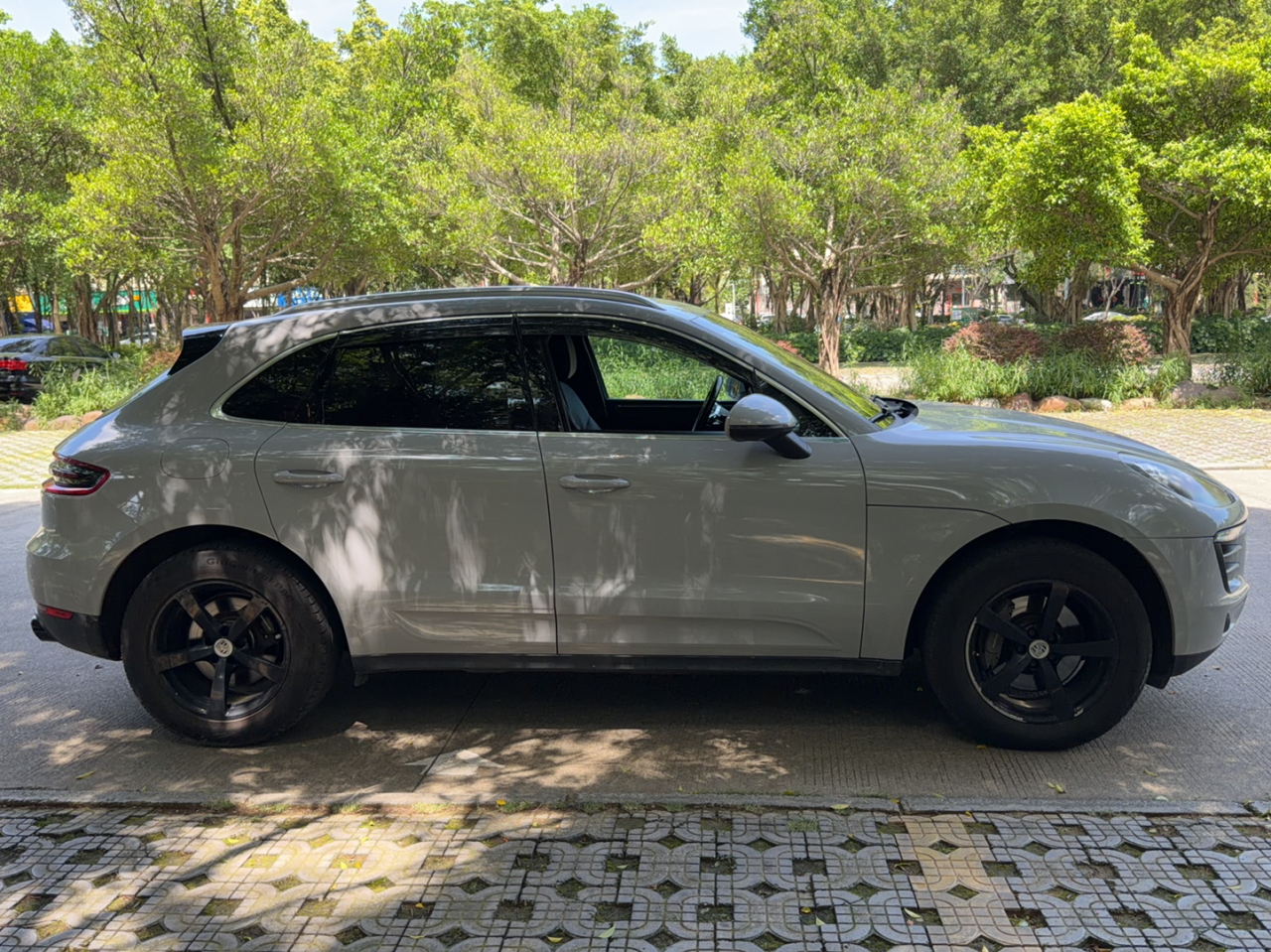 2014 Macan 2.0T photo 4