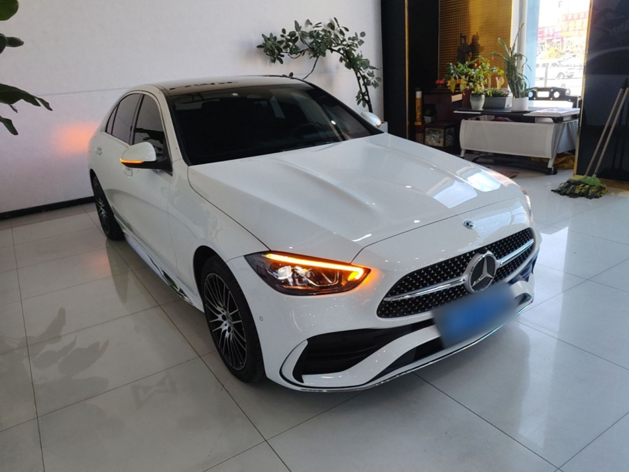 C-Class 2024 Facelift C 260 L Sport photo 3