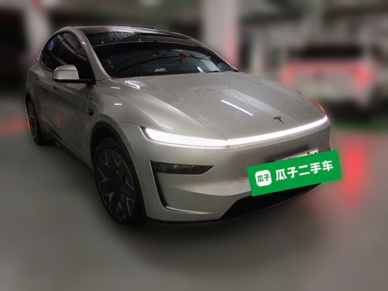 Model Y L 2025 Long Range AWD photo 3