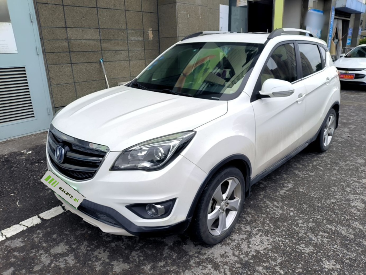 CS35 2017 1.6L AT Premium