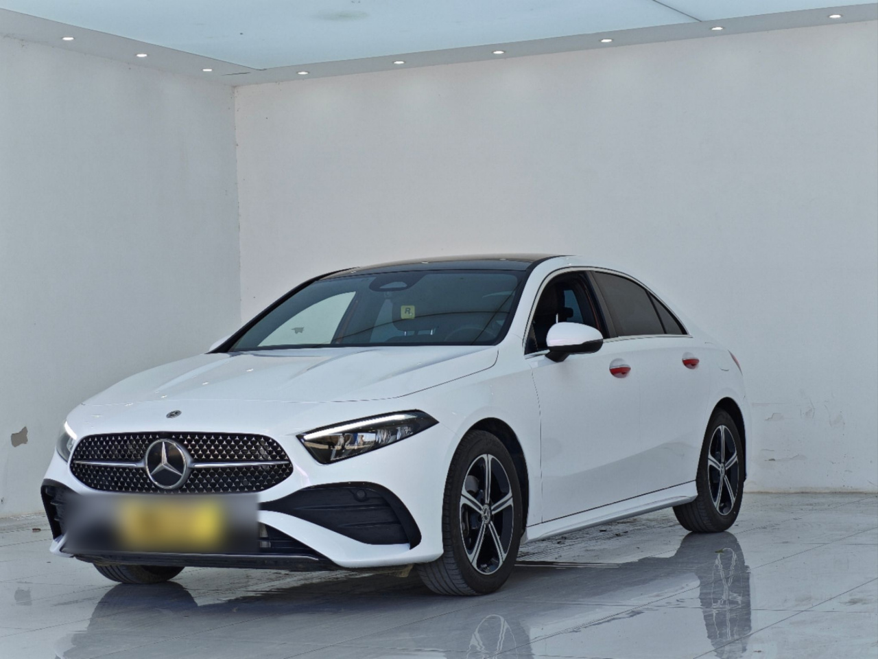 A-Class 2023 A 200 L Fashion
