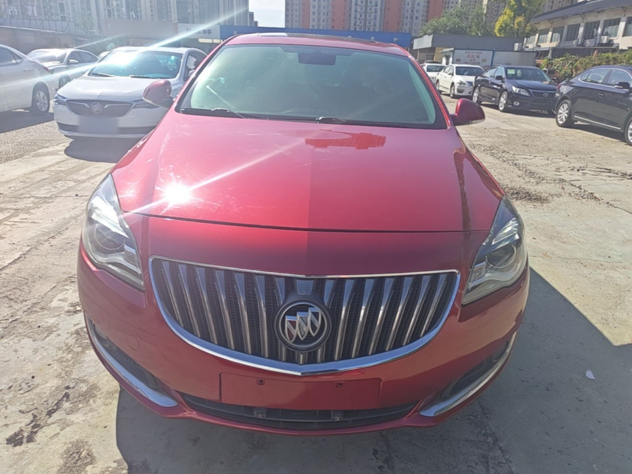Regal 2015 1.6T Elite Tech photo 2