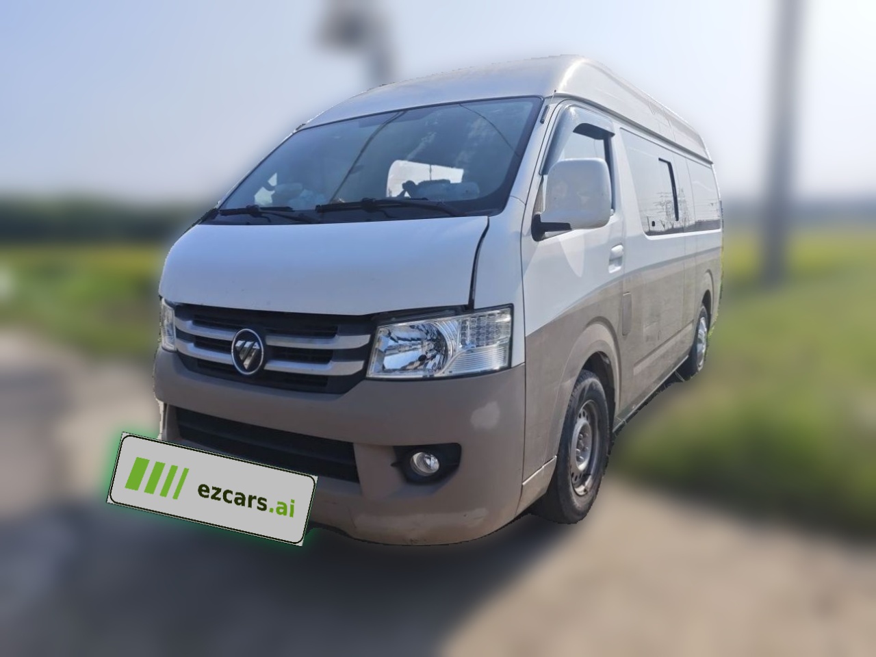 Foton 福田 2017款 2.0L长轴商运版厢货高顶6座4Q20M
