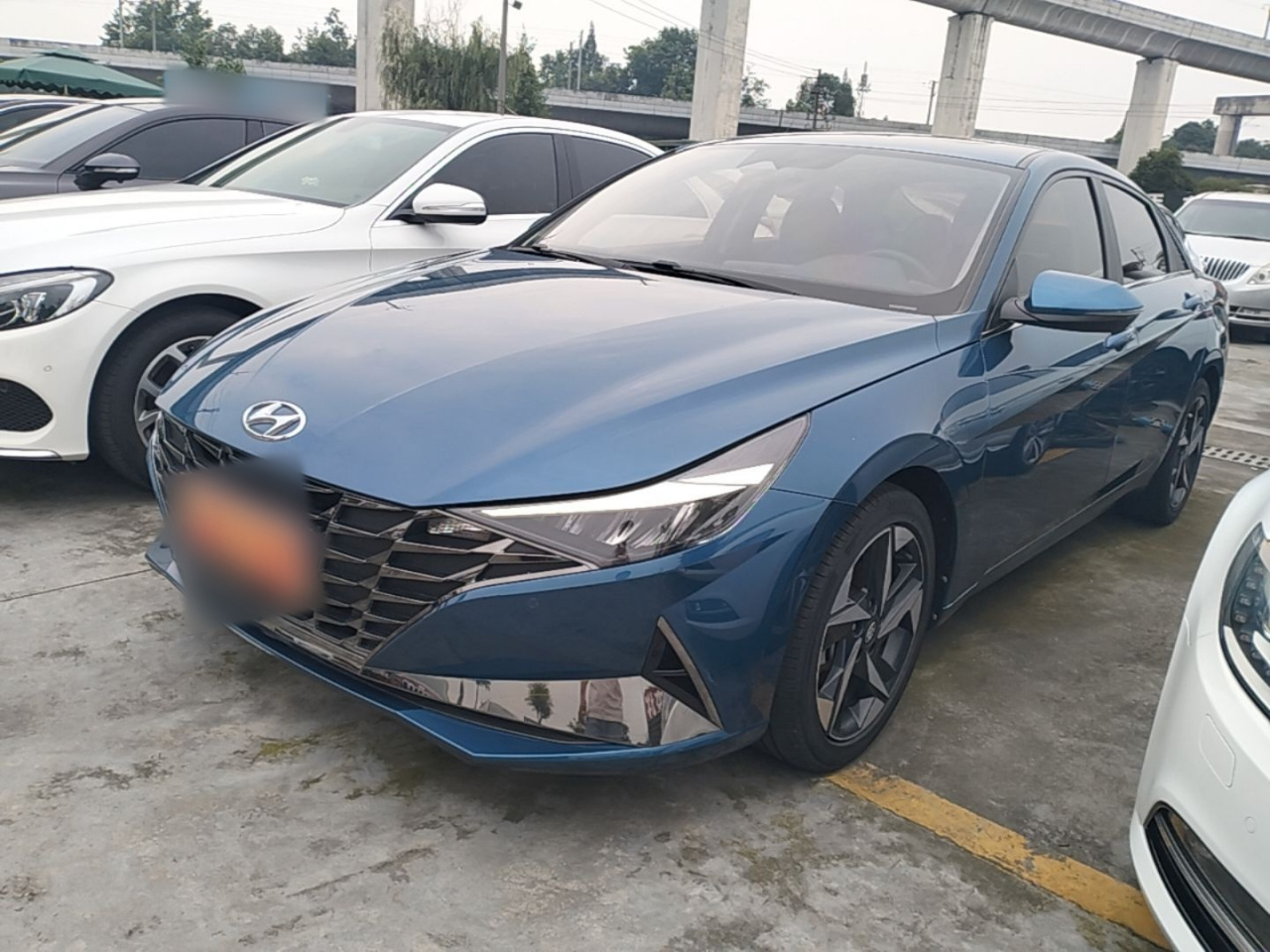 Elantra 2022 1.5L CVT LUX Premium