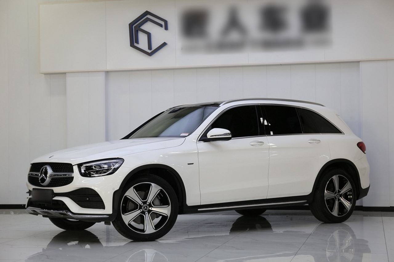 GLC 2022 Facelift GLC 300 L 4MATIC Dynamic Edition photo 4