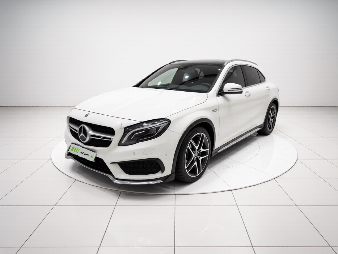 GLA AMG 2016 AMG GLA 45 4MATIC