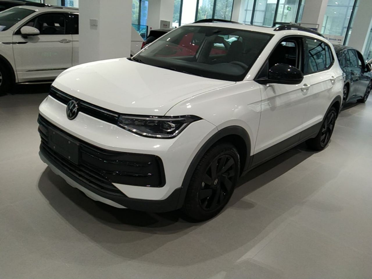 Tharu 2026 300TSI