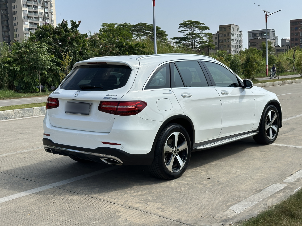 GLC 2018 GLC 260 4MATIC Luxury photo 4