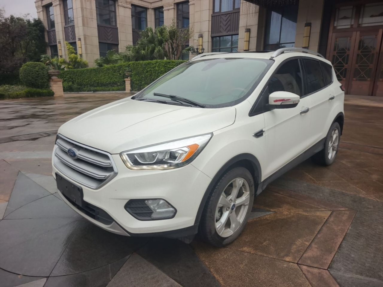 Kuga 2018 EcoBoost 180 RWD