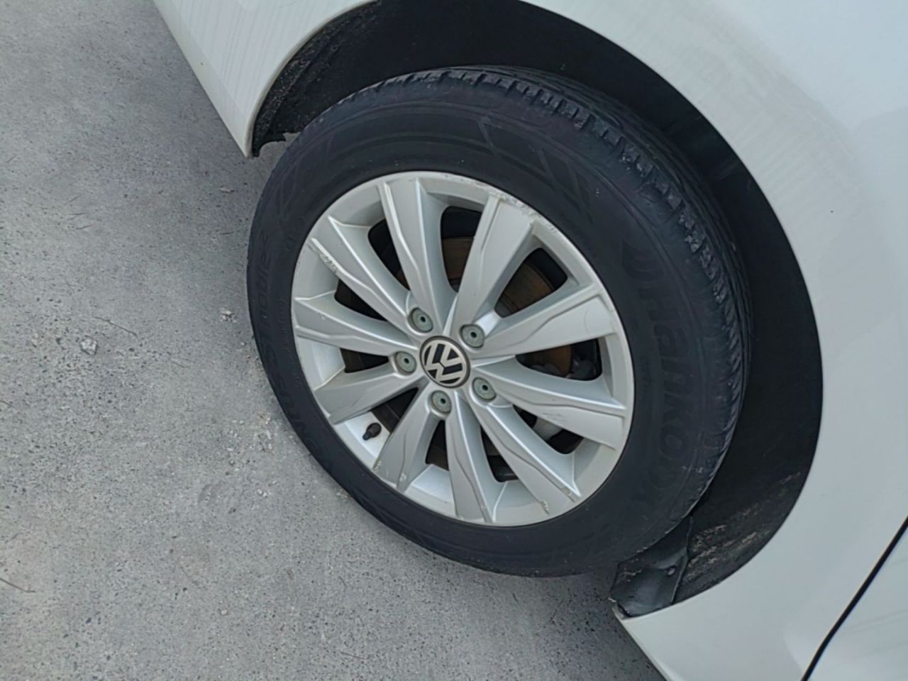 Sagitar 2014 Facelift 1.4TSI AT Luxury photo 2