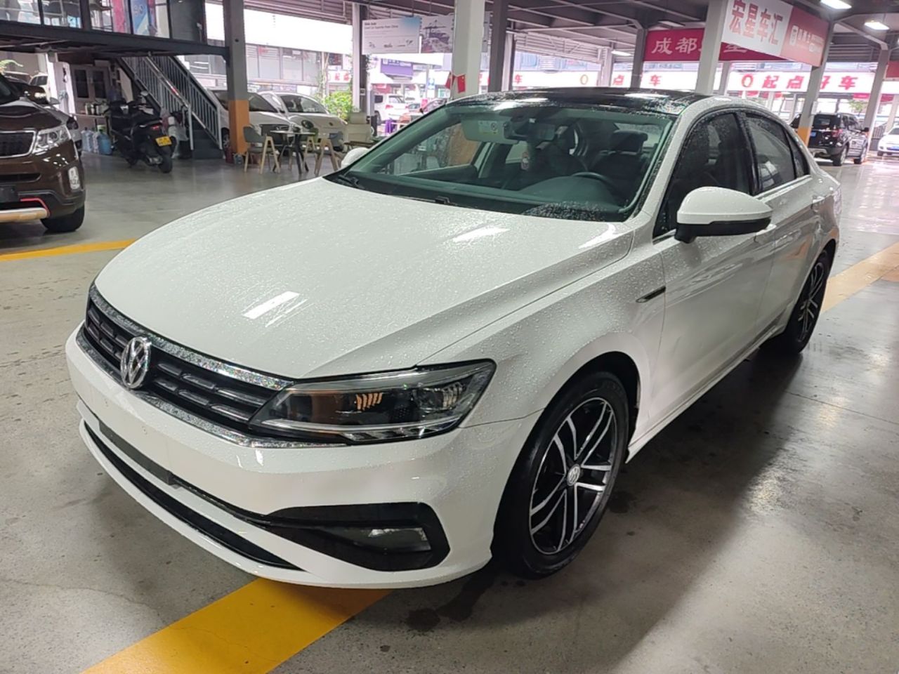 Lamando 2021 Facelift 280TSI DSG Comfort