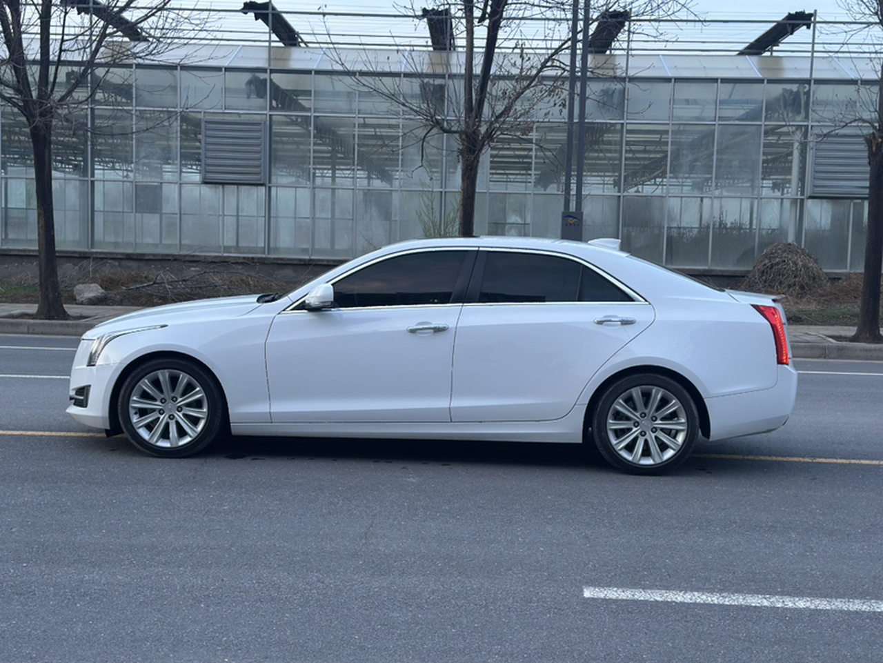 ATS-L 2017 28T Tech photo 3