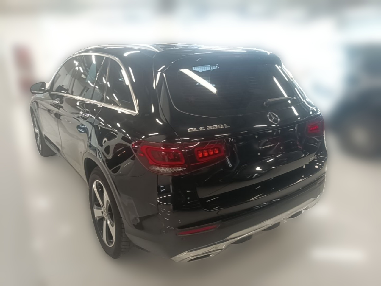 GLC 2022 Facelift GLC 260 L 4MATIC Dynamic photo 4