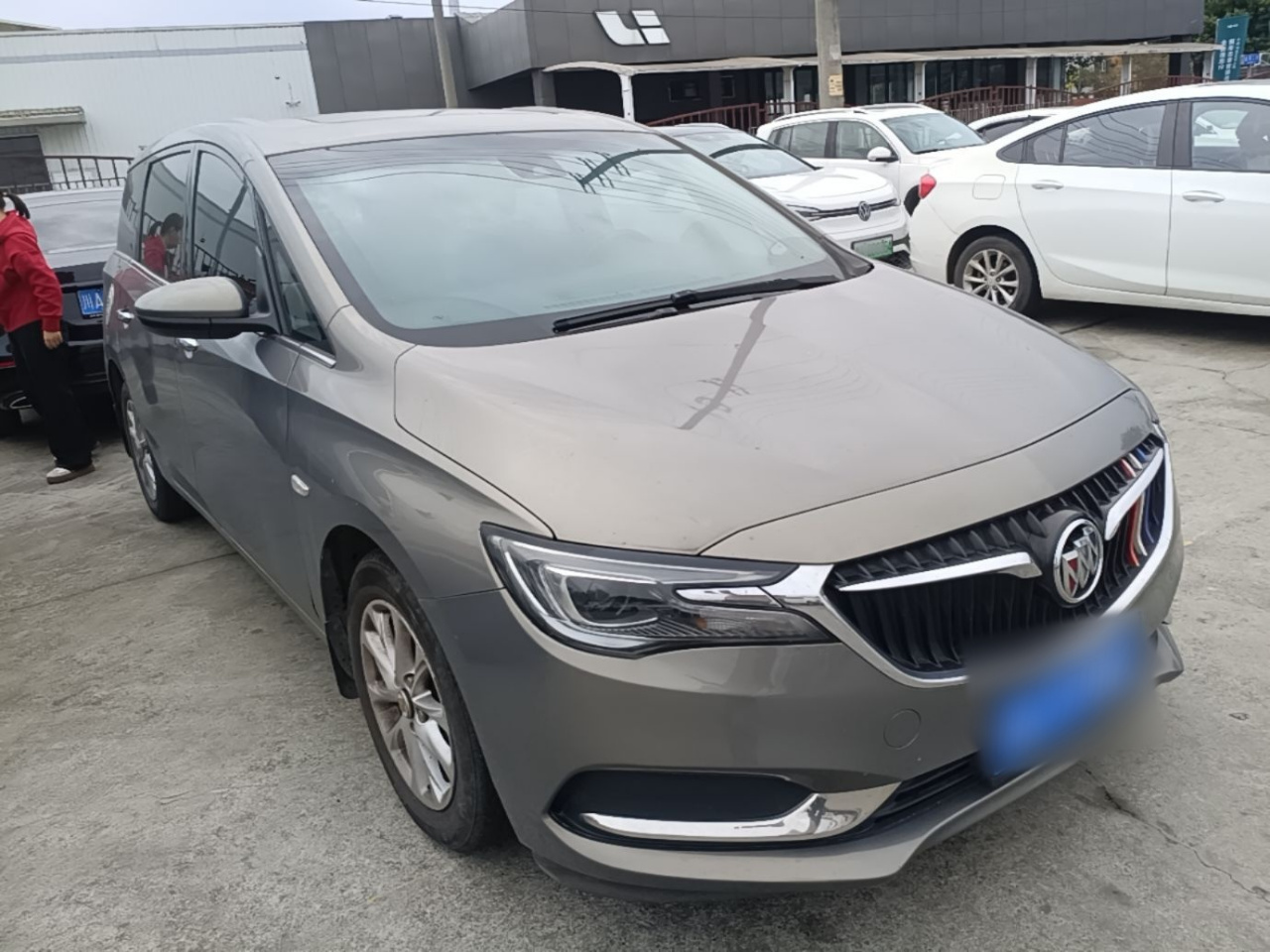 GL6 2018 18T 5-Seater Luxury photo 3