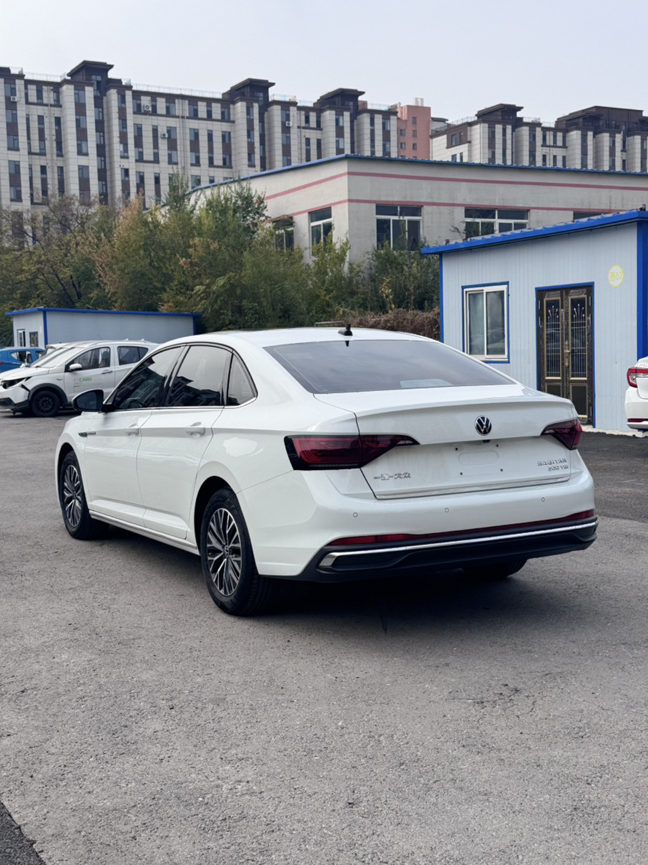 Sagitar 2024 200TSI DSG photo 3