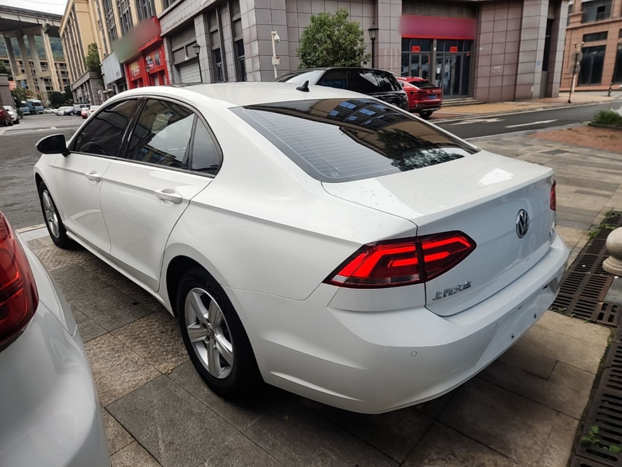 Lamando 2017 230TSI DSG photo 4