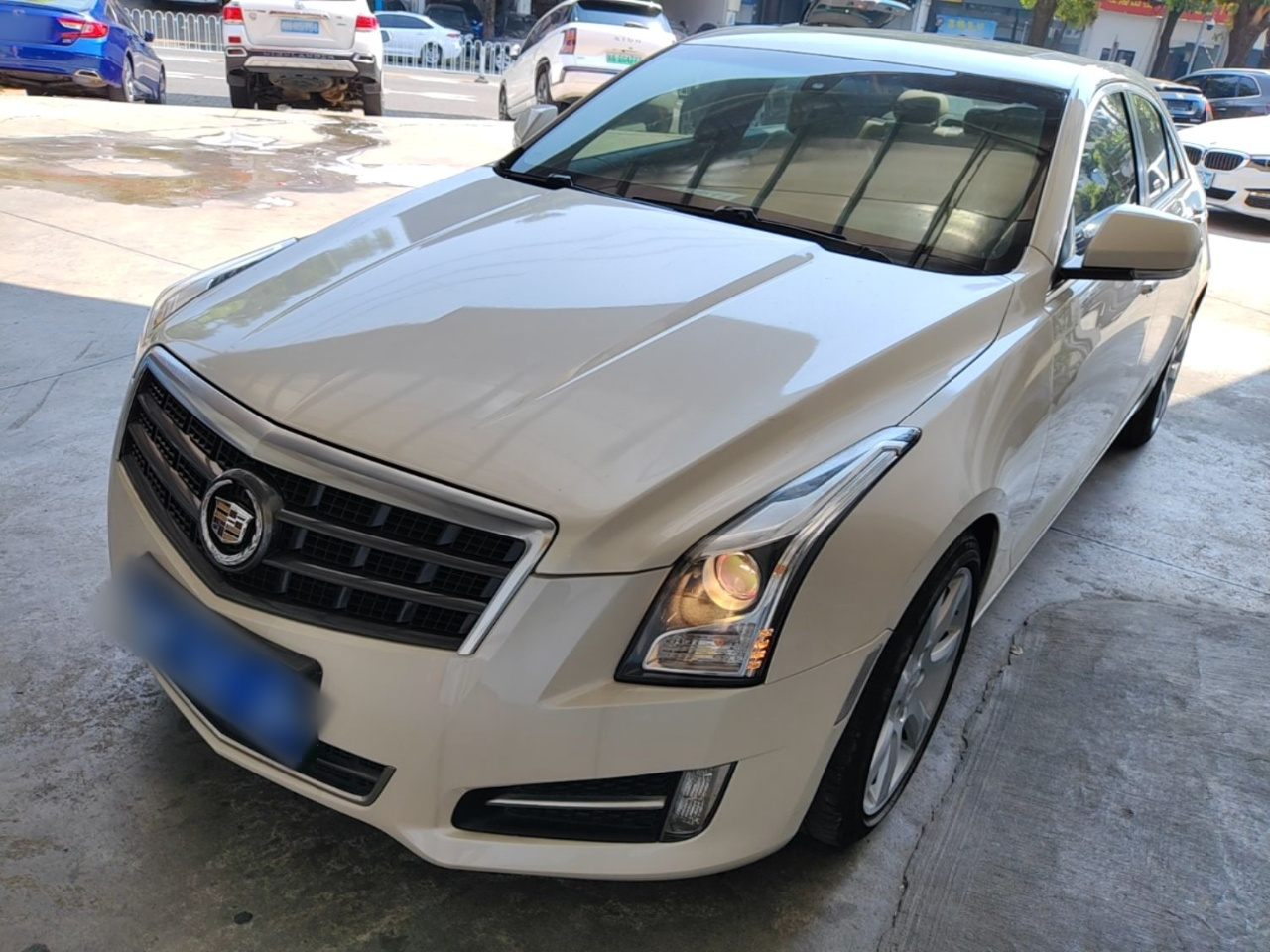 ATS Imported 2014 28T Comfort