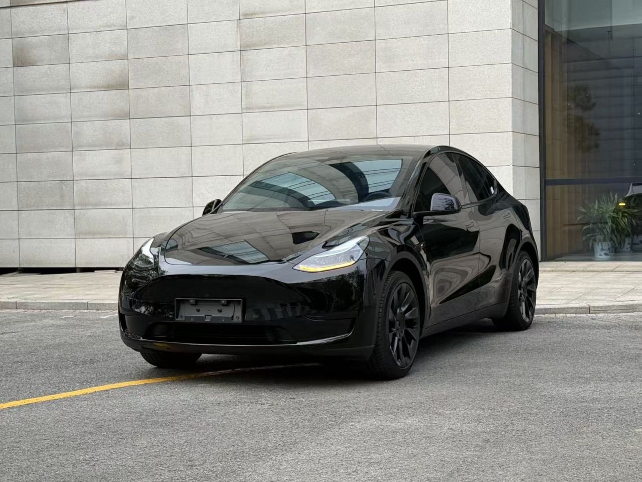 Model Y 2023 RWD