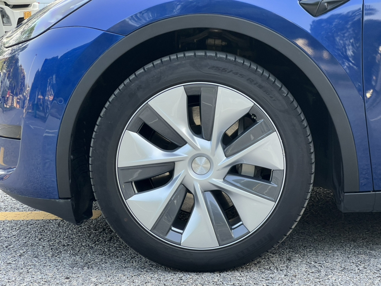 Model Y 2022 Facelift RWD photo 5