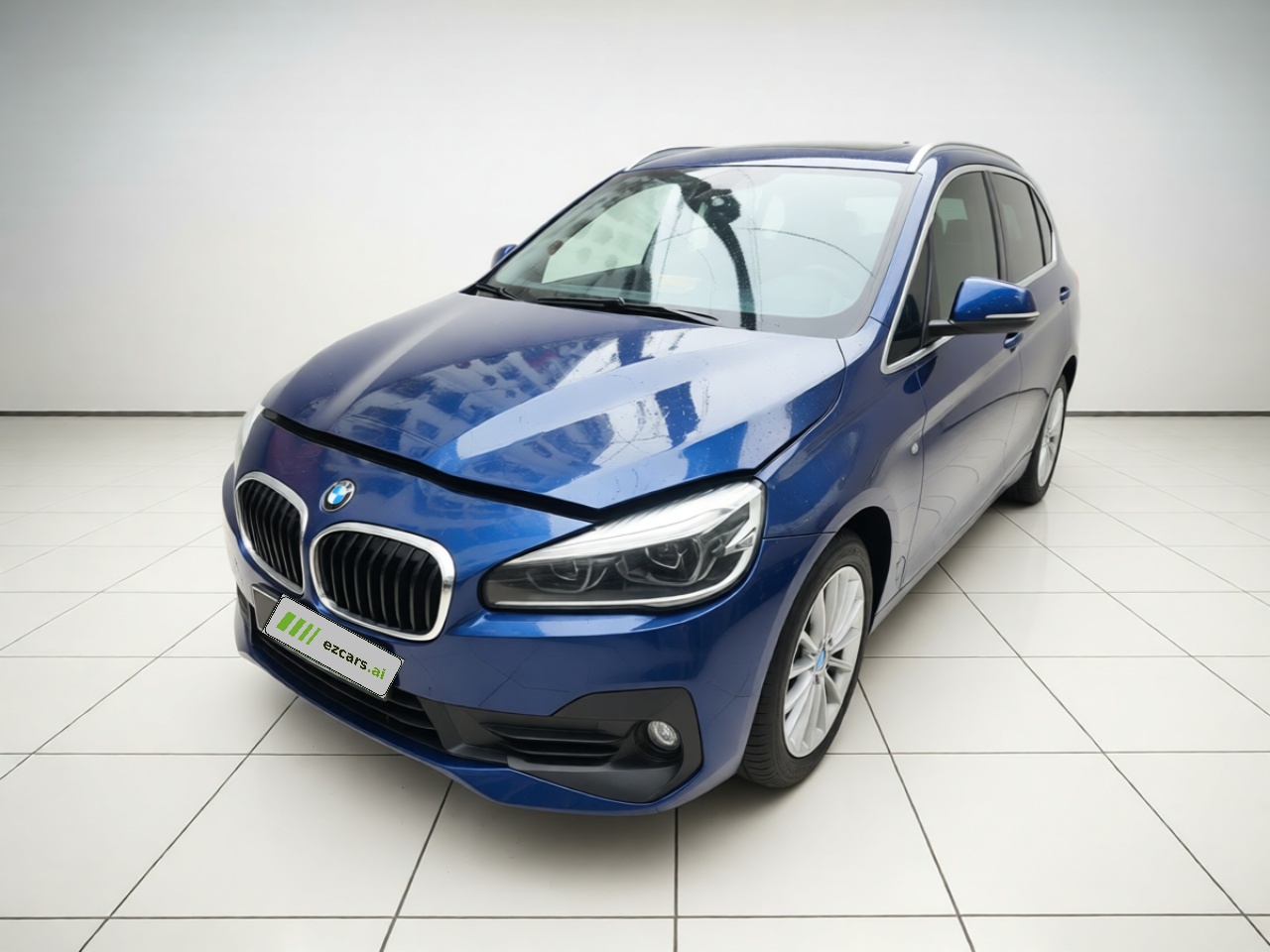 2 Series Wagon 2018 218i Leading