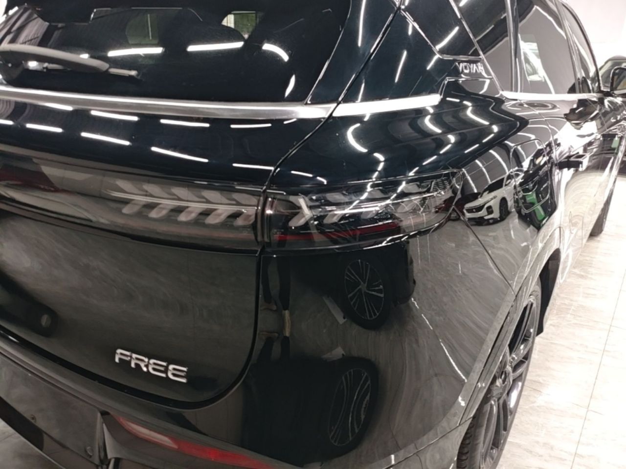 Voyah FREE 2024 Extended Range ADAS photo 2