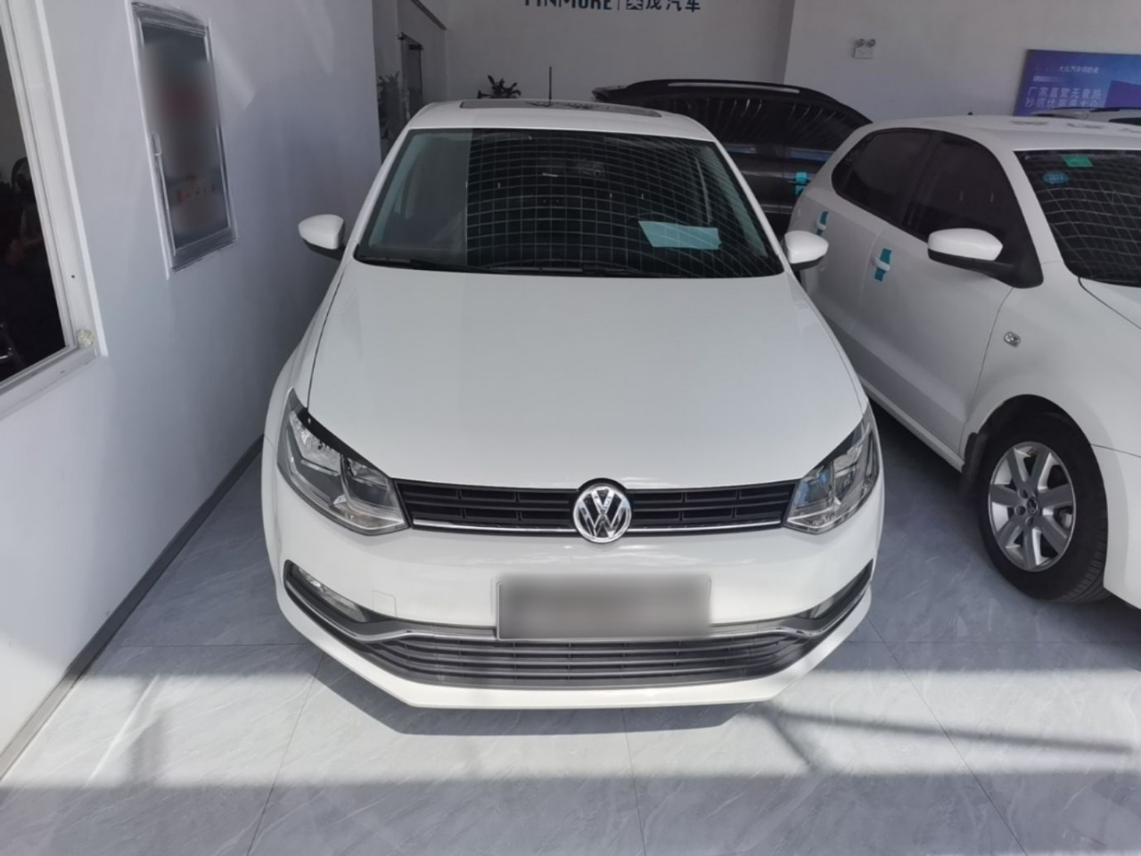 Polo 2016 1.6L AT Comfort photo 2