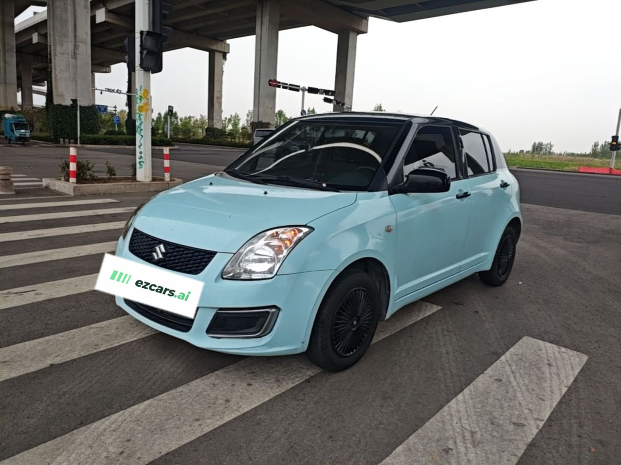 Swift 2014 1.3L MT Standard