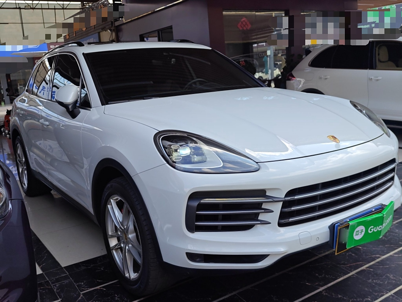 2018 Cayenne 3.0T photo 3