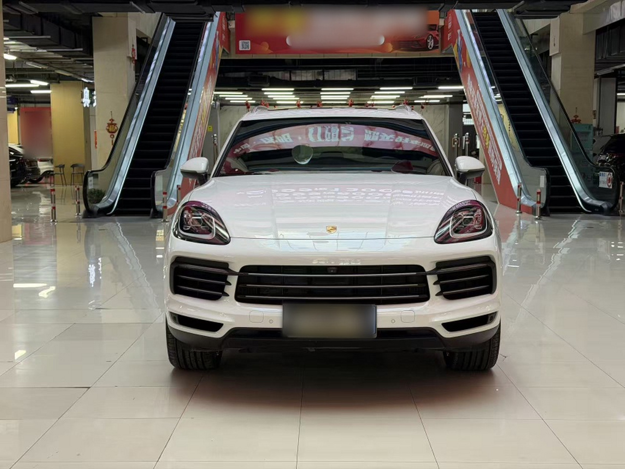 2018 Cayenne 3.0T photo 3