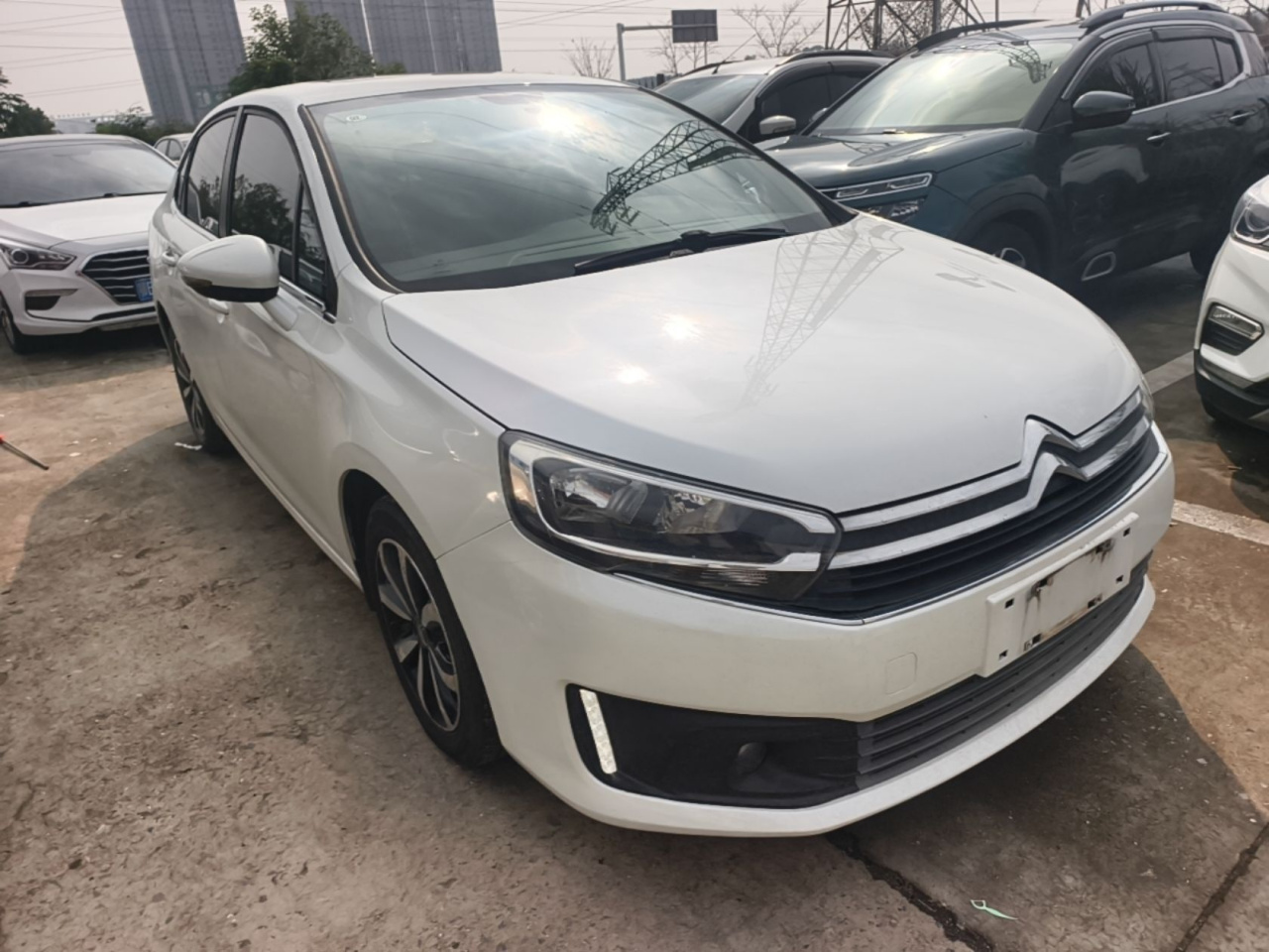 C4 2018 1.6L AT Luxury photo 3