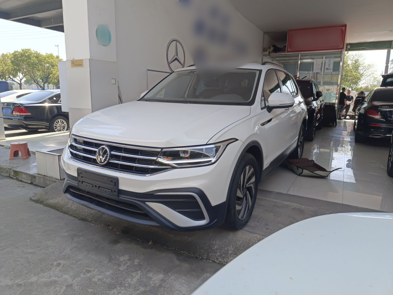 Tiguan L 2022 330TSI AT RWD Comfort