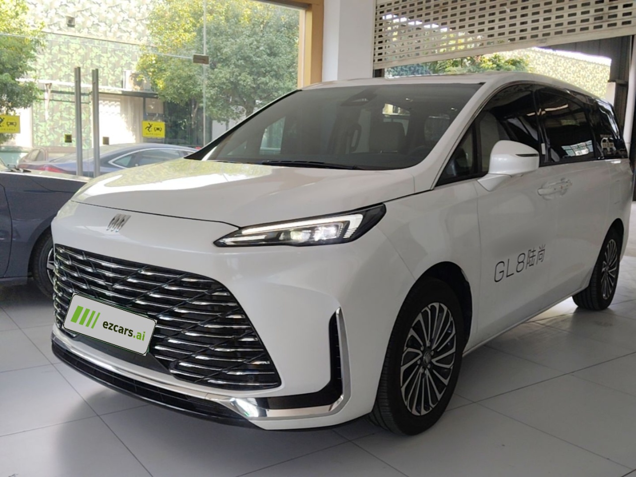 GL8 EV 2025 Exclusive