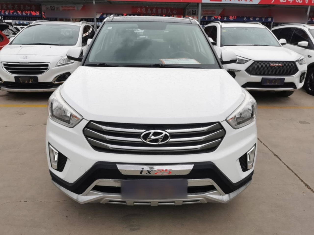 ix25 2015 1.6L AT RWD Smart GLS photo 2