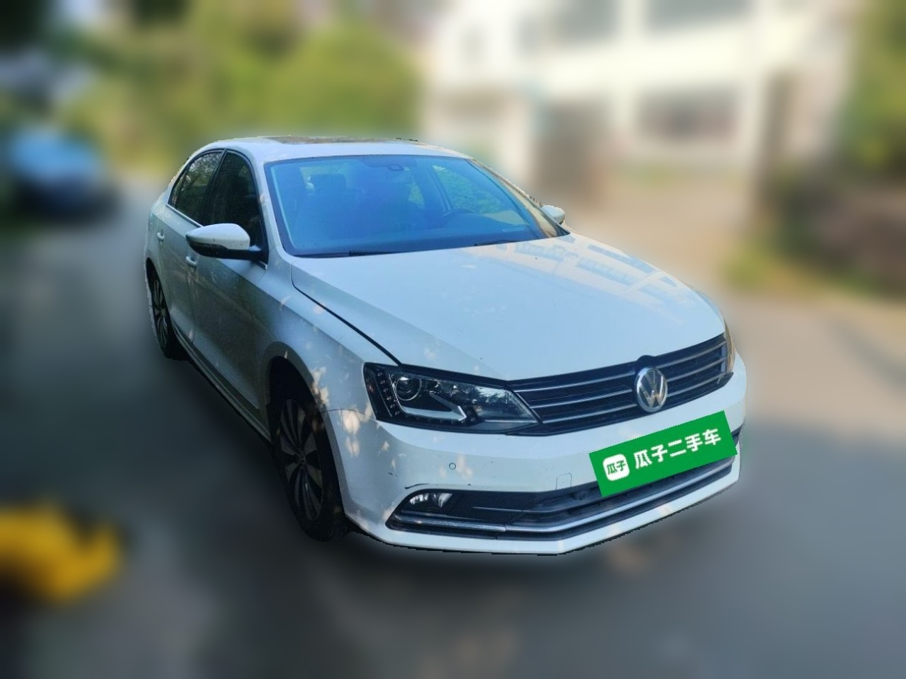 Sagitar 2015 230TSI MT Luxury photo 3