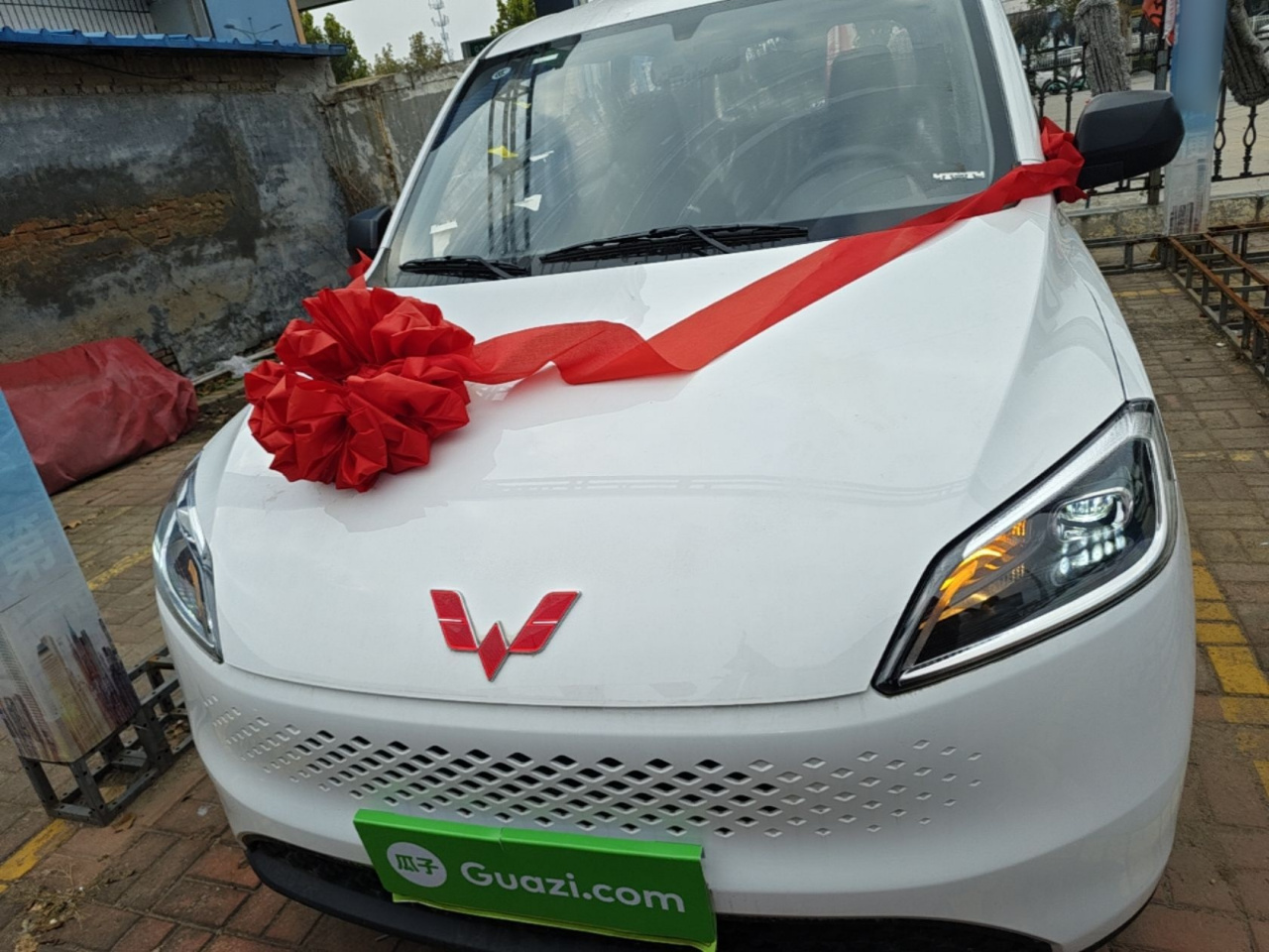Wuling Hongguang EV 2025 EREV Hybrid 50KM photo 2