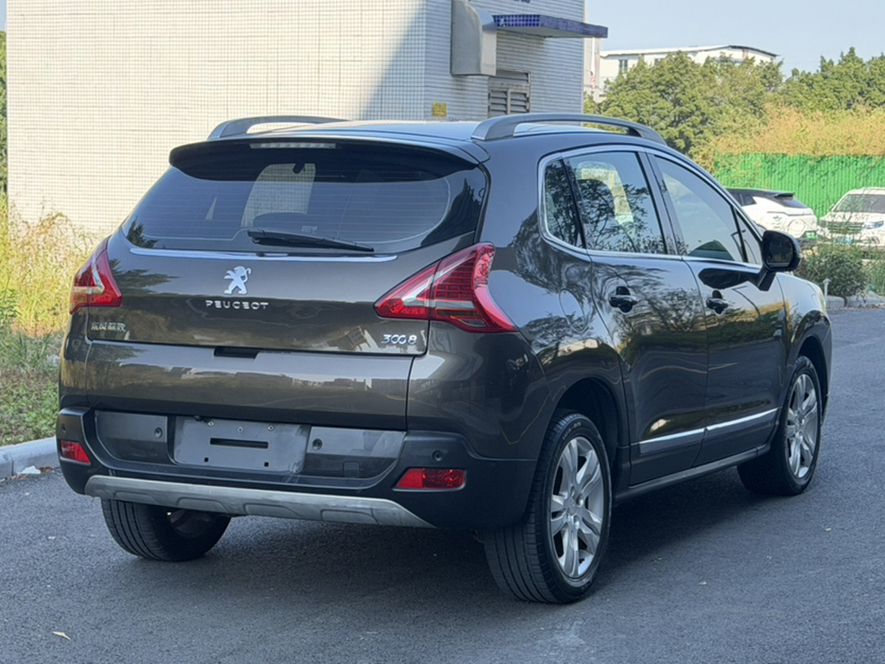 3008 2015 2.0L AT Classic photo 2