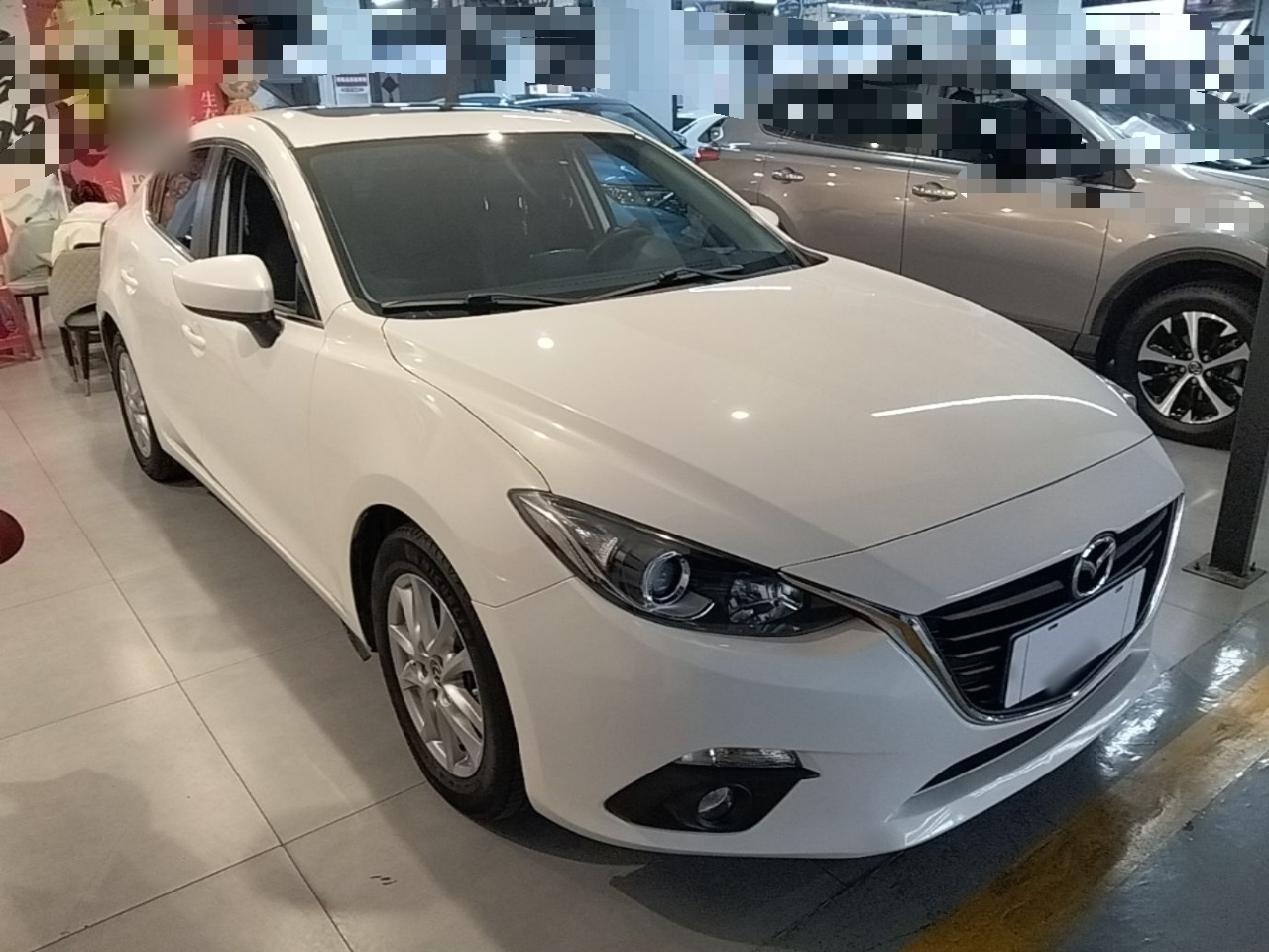 3 Axela 2016 Sedan 1.5L AT Luxury photo 3
