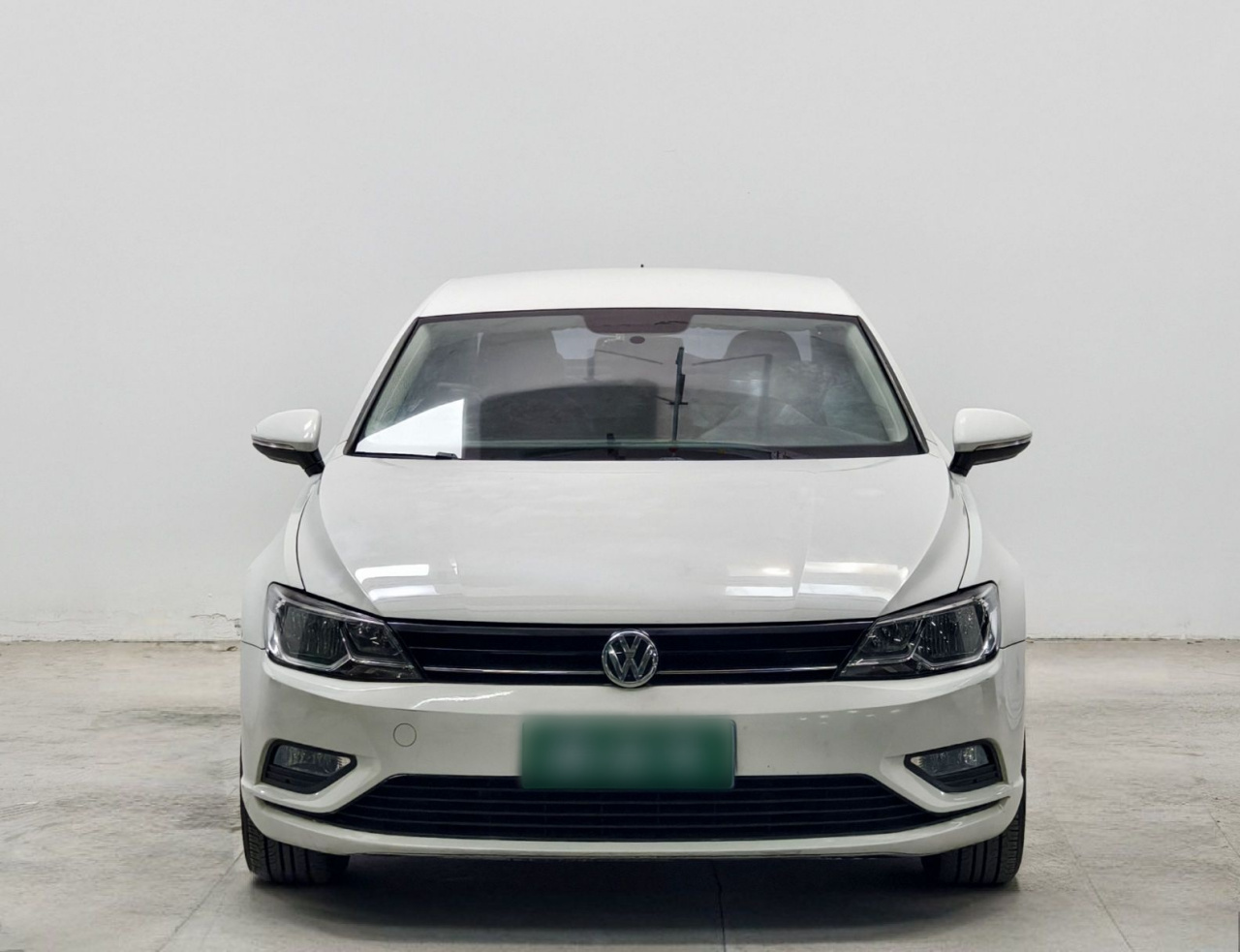 Lamando 2015 230TSI DSG photo 2