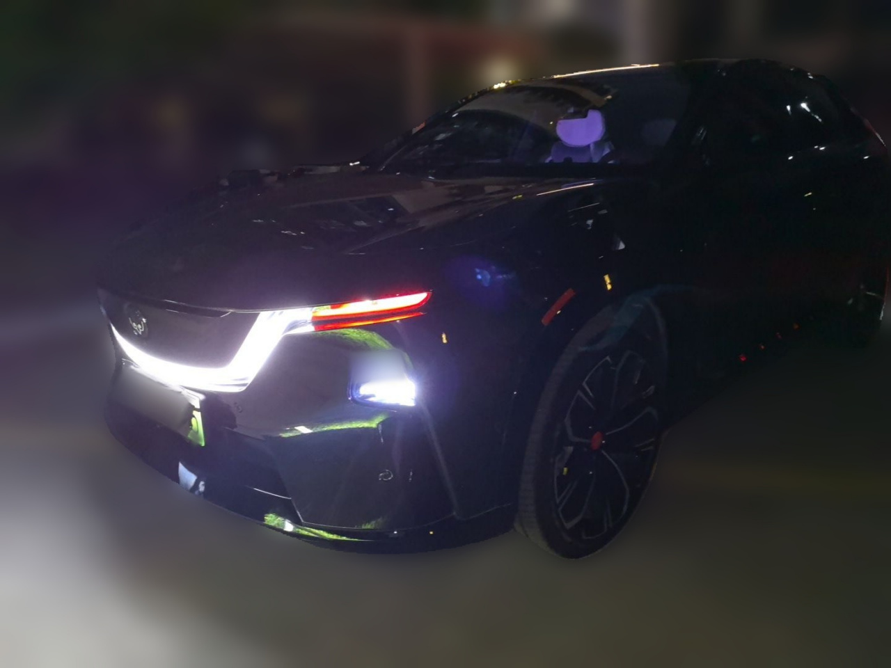EZ-60 2025 EREV 200 Max