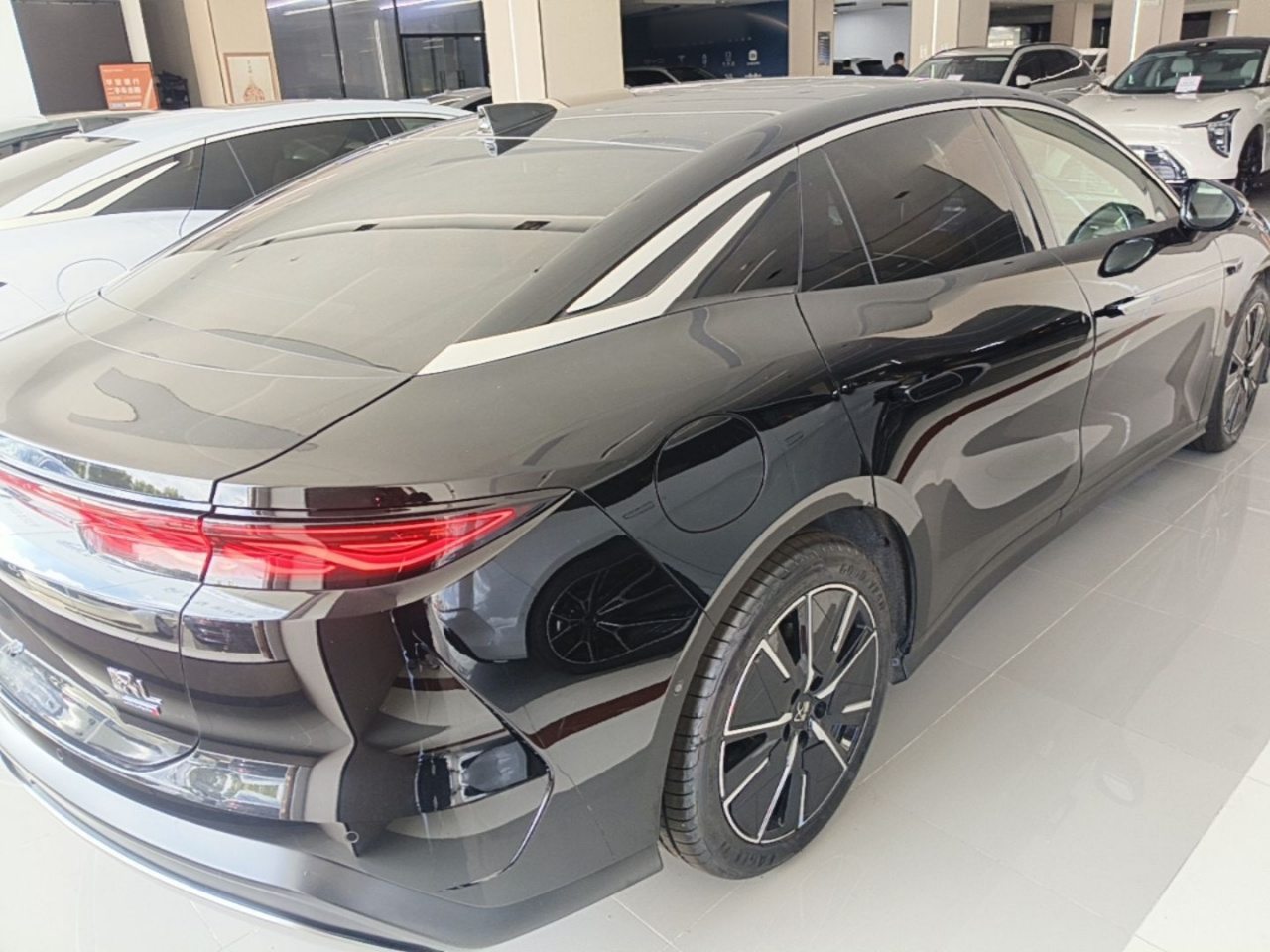 Han L 2025 DM-i 200KM LiDAR Flagship photo 4