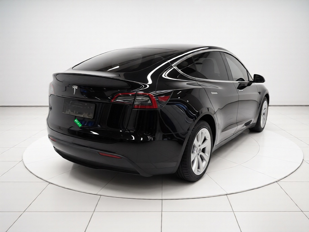 Model Y 2021 Standard Range RWD photo 4