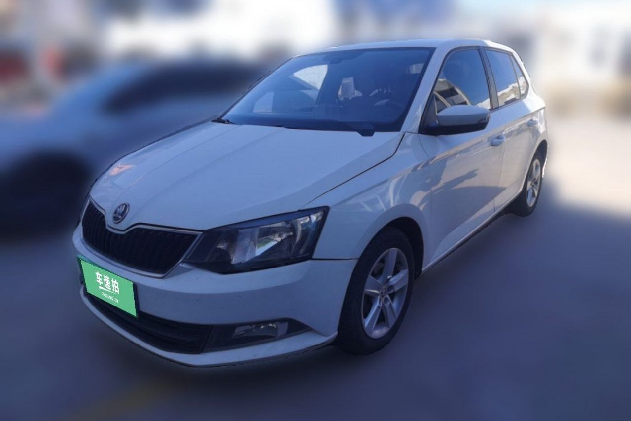 Fabia 2015 1.4L AT photo 3