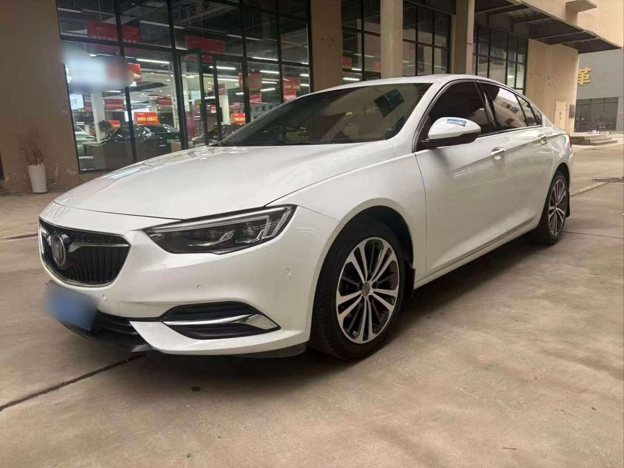 Regal 2017 28T Premium
