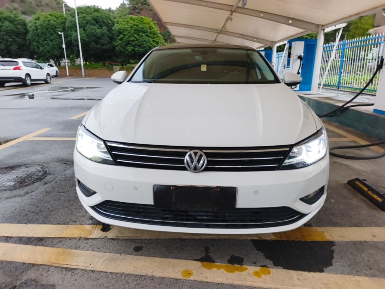 Lamando 2017 280TSI DSG Luxury photo 2