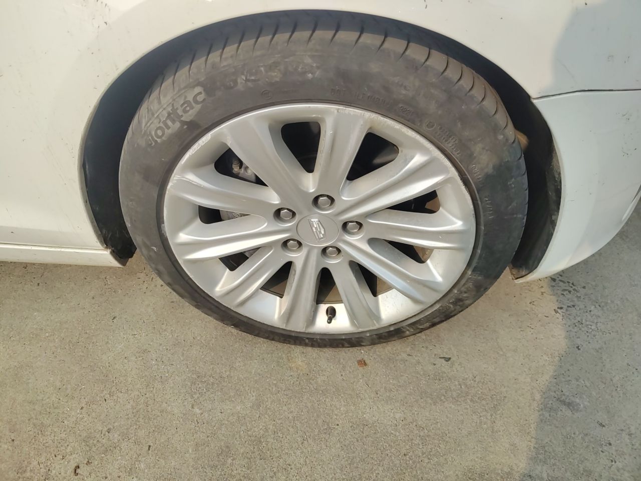 ATS-L 2016 28T Tech photo 2
