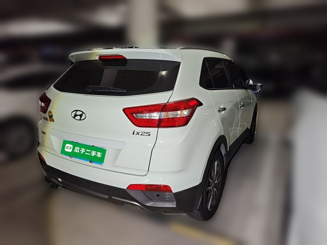 ix25 2016 1.6T DCT RWD Premium DLX photo 4