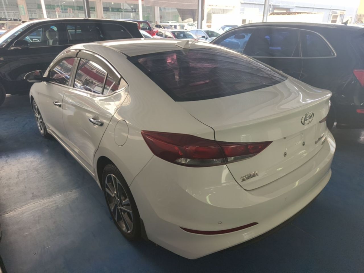 Elantra 2016 1.6L AT Smart Elite photo 4