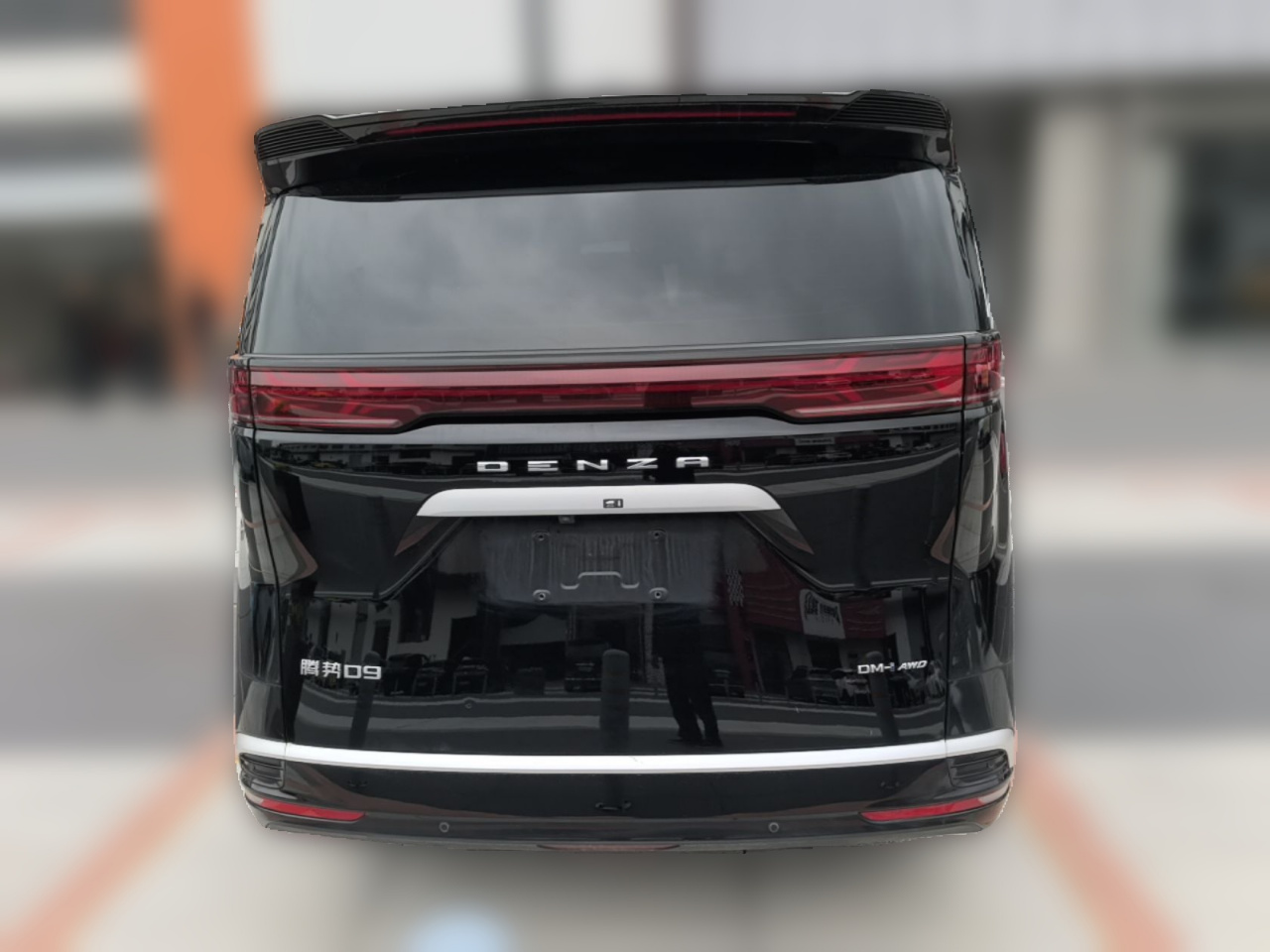 D9 2022 DM-i 970 AWD Noble photo 3